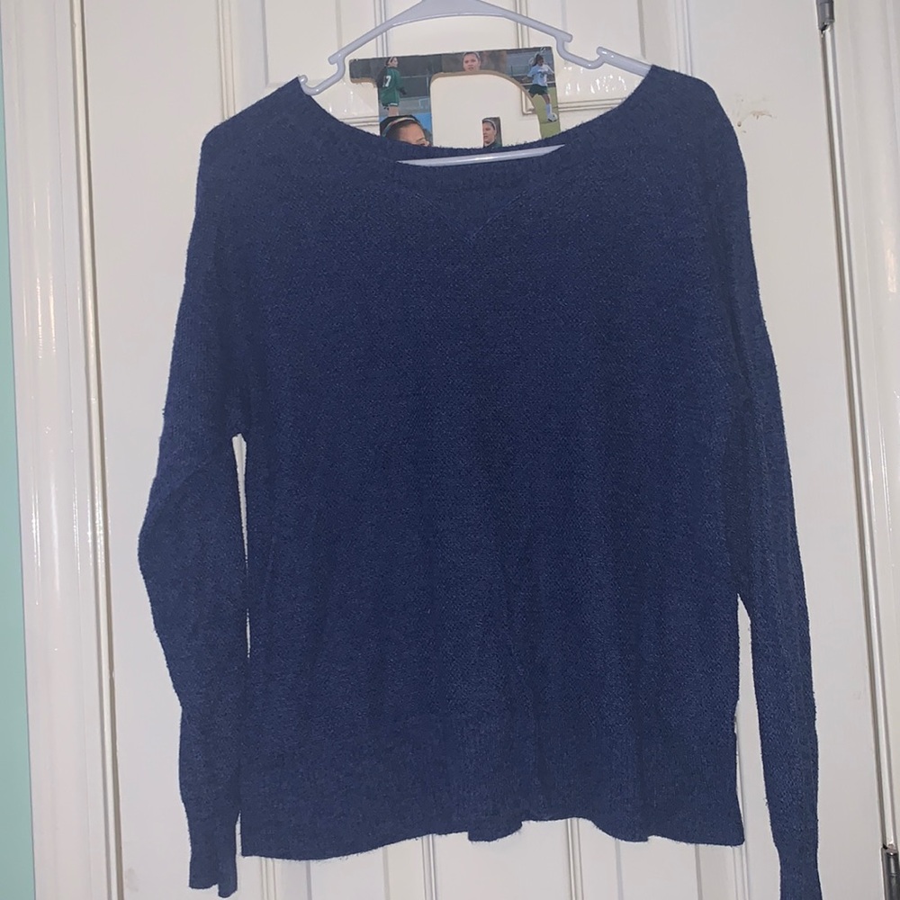 American Eagle sweater